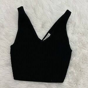 Babaton Black Ribbed V-Neck Tank